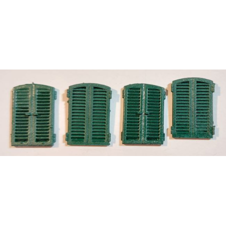 Closed shutter for low arched window
